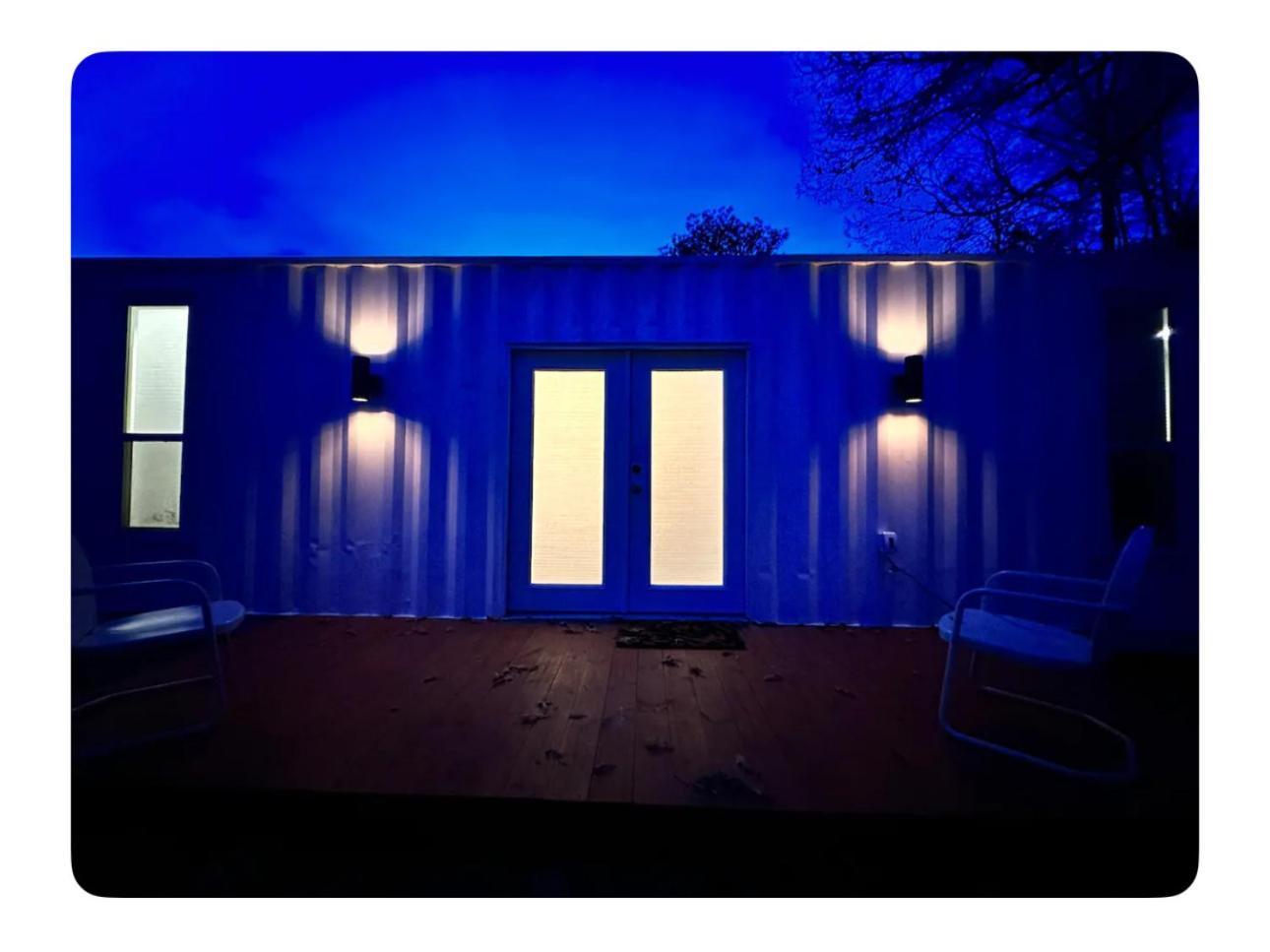 Nomehaus Shipping Container Studio Residential Neighborhood Athens Extérieur photo